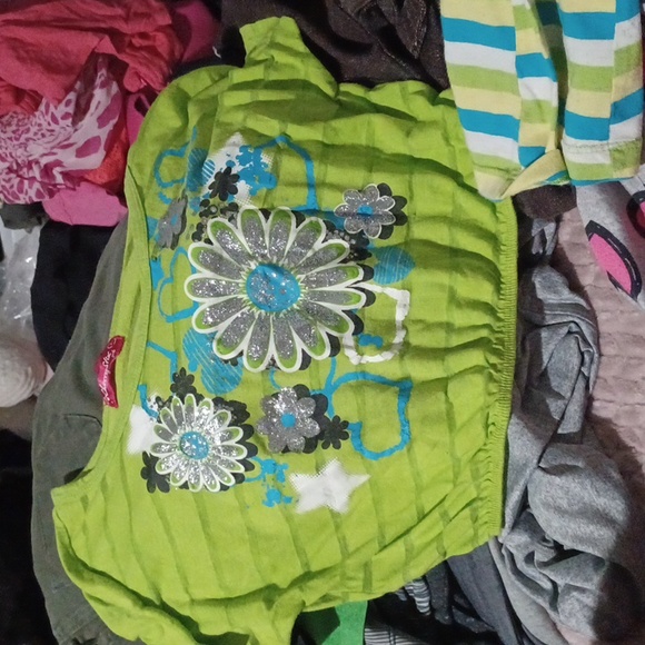 From cherry stick two set pieces for girls - Picture 2 of 3